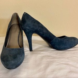 Nine West Teal Suede Pumps